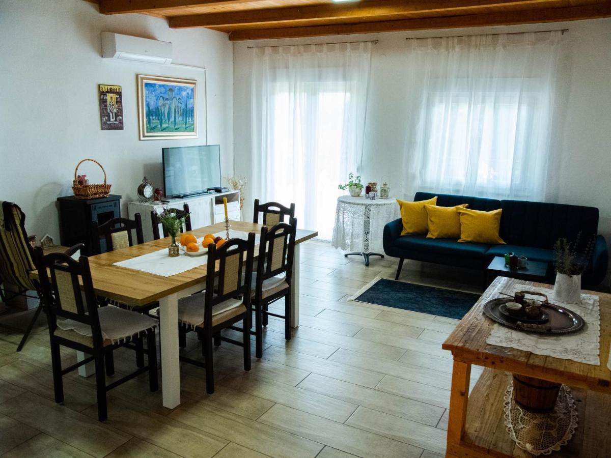 Apartment Village House Ravno ภายนอก รูปภาพ